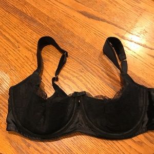 Black lace Shelf Bra